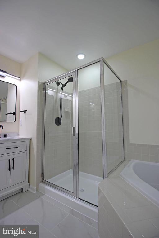 Building Photo - 3655 Islington St