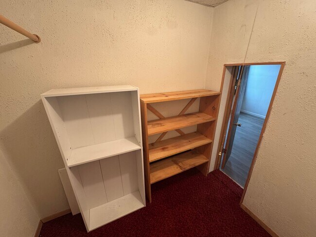 Building Photo - 212 N Highland Ave