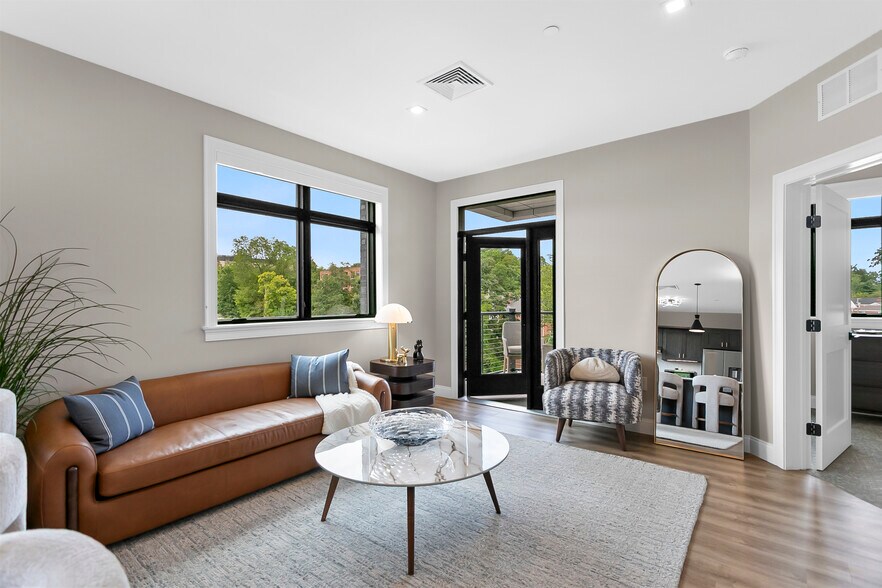 B2 Floorplan: Living Room - Byline Apartments