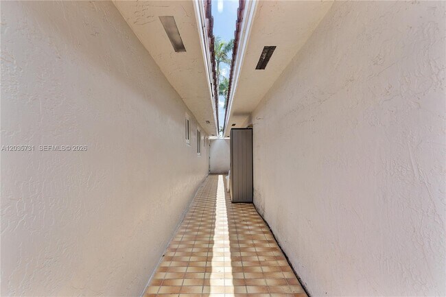 Building Photo - 11432 NW 87th Pl