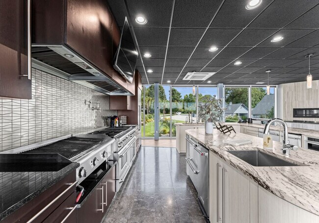 Building Photo - 8776 Harbor Cir