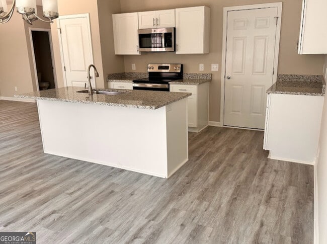 Building Photo - 87 Mineral Springs Ln