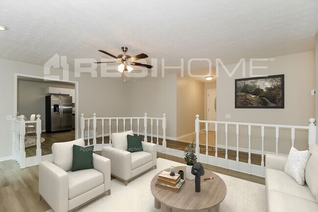 Building Photo - 4087 Essex Dr