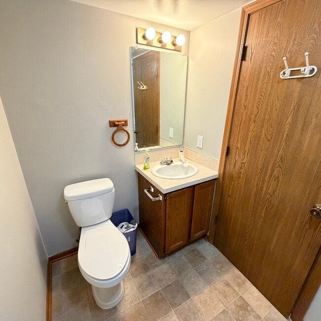 Building Photo - Two Bedroom with Washer/Dryer hook ups!