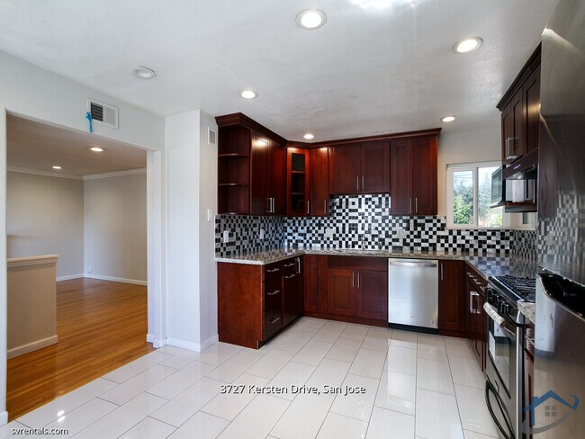 Building Photo - 3727 Kersten Dr