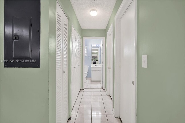 Building Photo - 14138 SW 164th Terrace