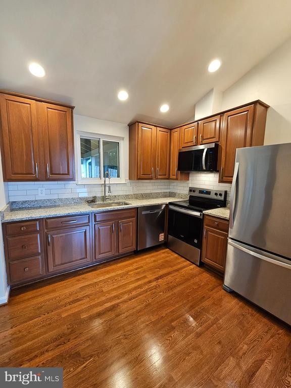 Building Photo - 5021 Swinton Dr