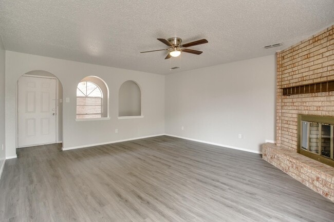 Building Photo - 6313 28th St