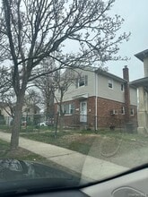 Building Photo - 41 Clement St