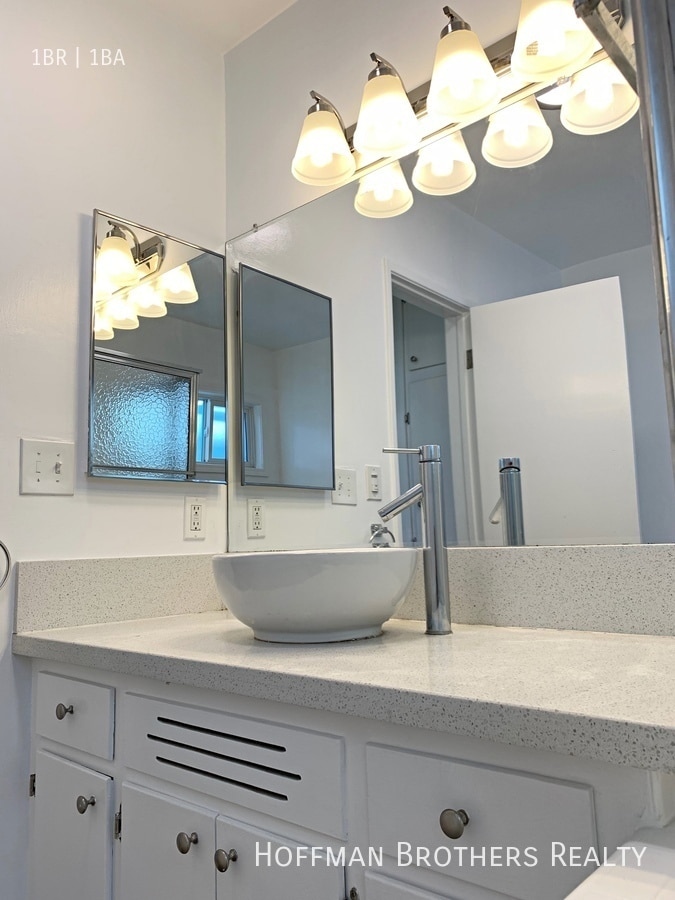 Building Photo - 1851 Winona Blvd