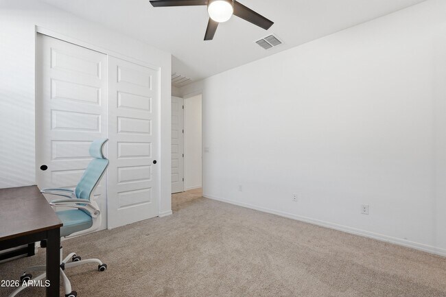 Building Photo - 4650 Gilbert Ln