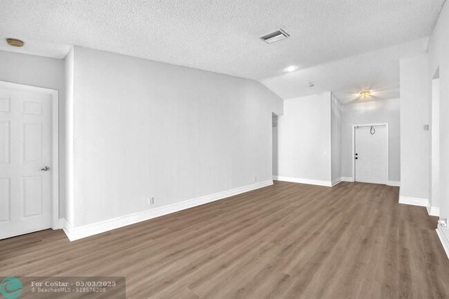 Building Photo - 1801 SW 120th Terrace