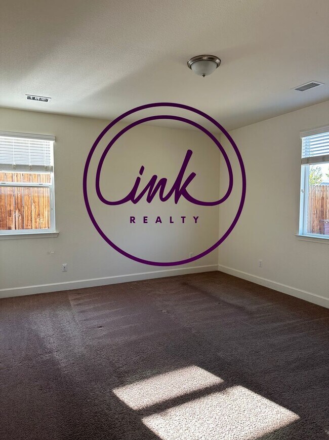 Building Photo - Four Bedroom Single-Family Home