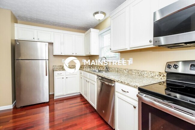 Building Photo - 3 Bedroom Pet-Friendly Home in Louisville,...