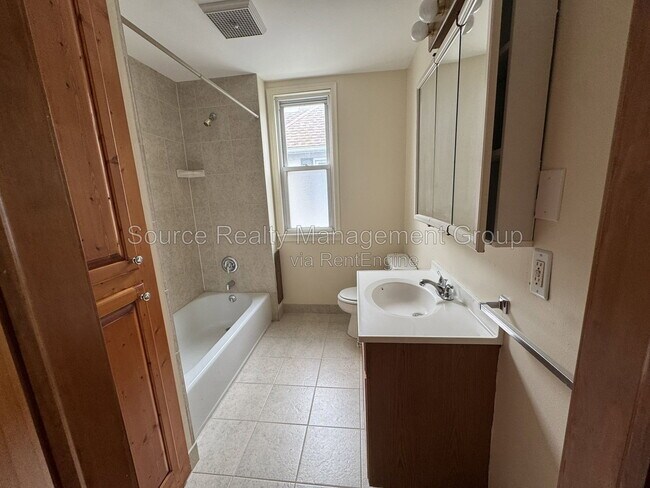 Building Photo - 2451 10th St