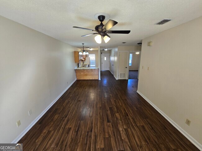 Building Photo - 416 S Ashley St