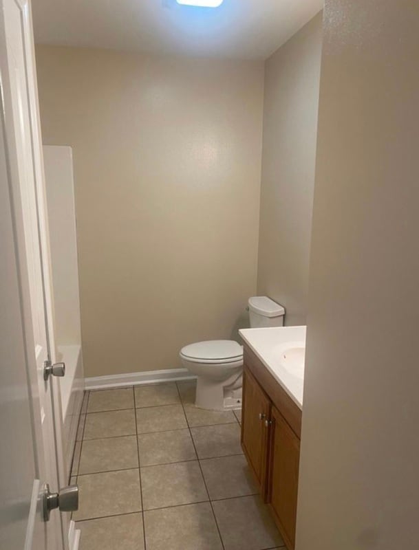Building Photo - 7922 Dorsett Dr