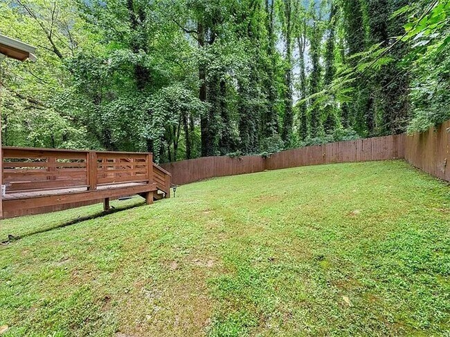 Building Photo - Charming 3BR House in Atlanta