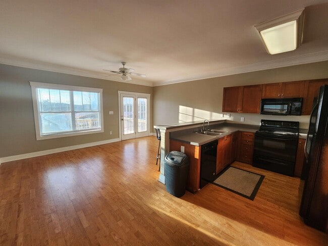 Building Photo - 110 Artisan Pl