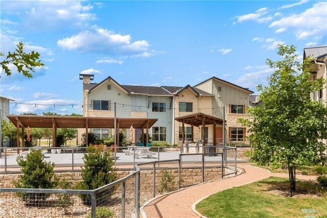 Building Photo - 7805 Cooper Ln