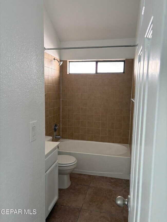 Building Photo - 11757 Royal Terrace Ln