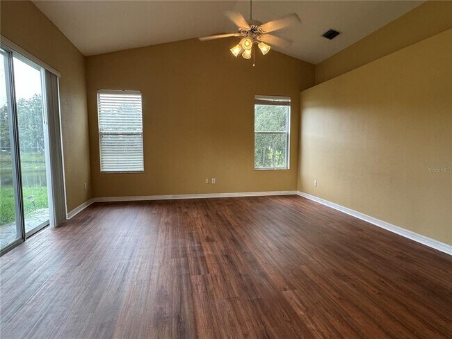 Building Photo - 10207 Quails Landing Ave