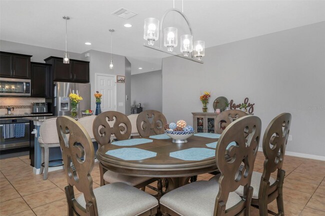 Building Photo - 5015 Laurel Creek Pl