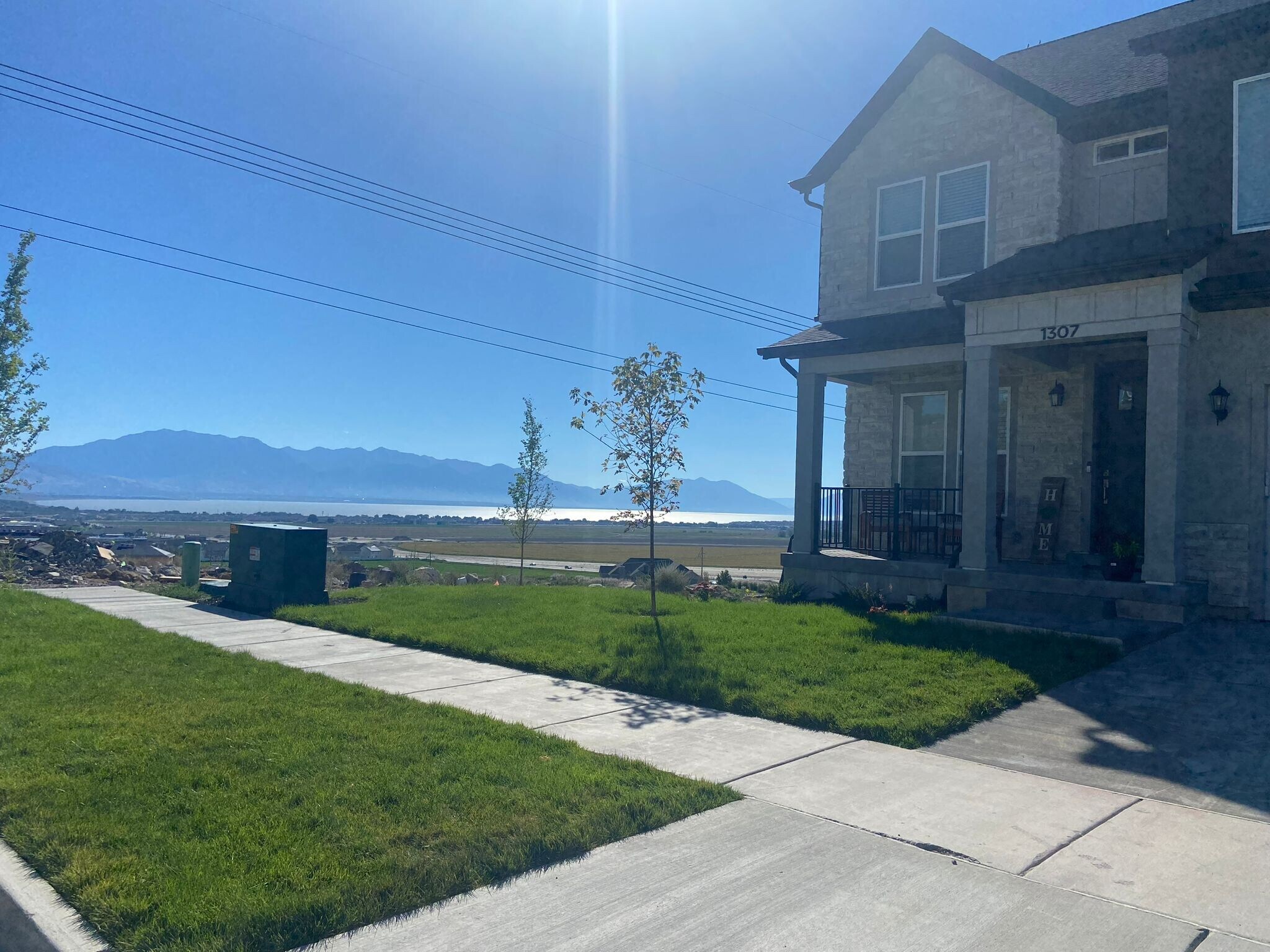 Building Photo - 1307 W Quailhill Rd