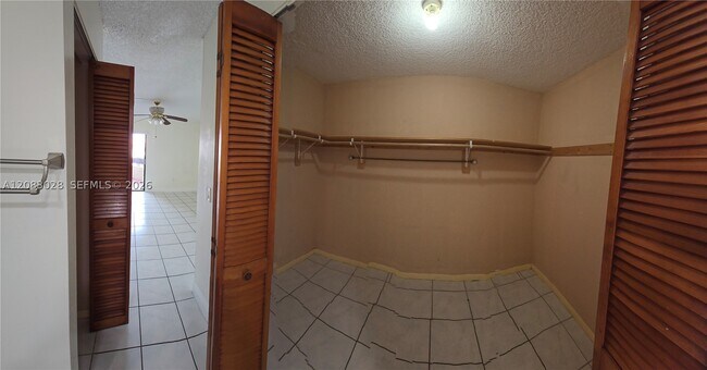 Building Photo - 8933 SW 123rd Ct