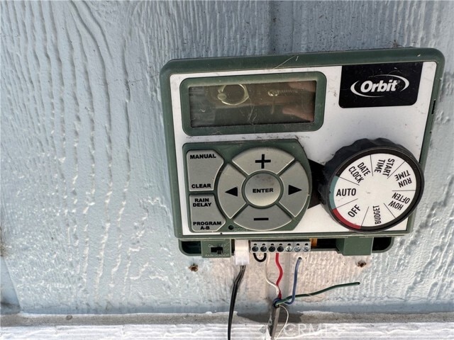 Building Photo - 21851 Newland St