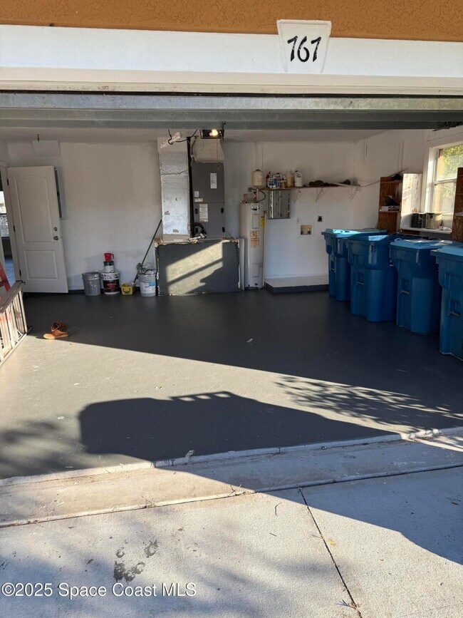 Building Photo - 767 Altona St NW