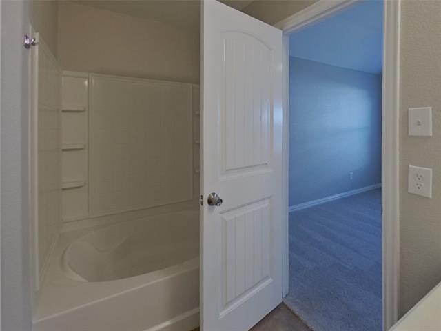 Building Photo - 12216 Hunters Crossing Ln