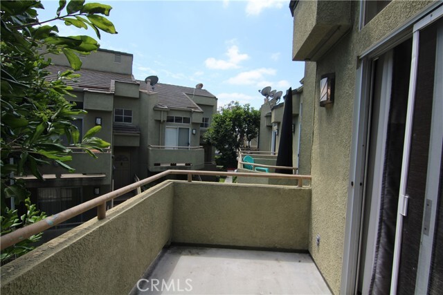 Building Photo - 15349 Hunsaker Ave