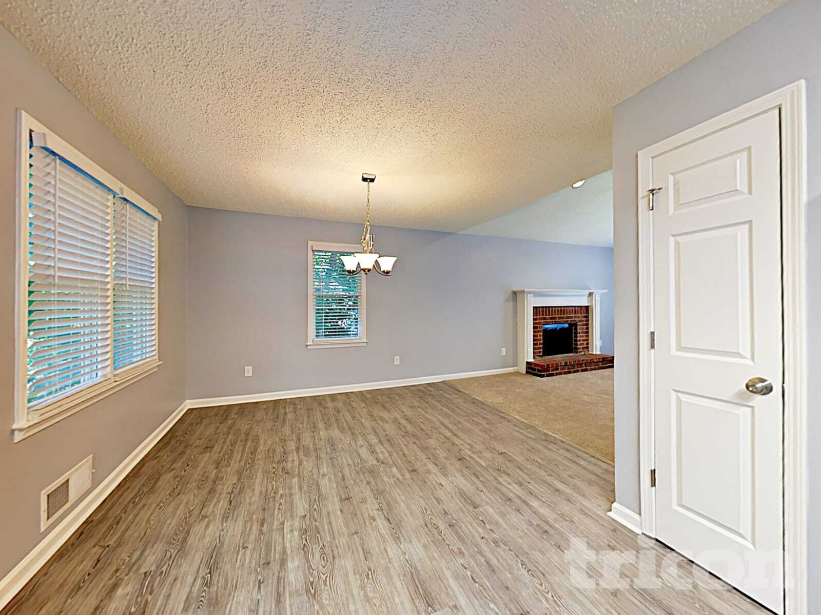 Building Photo - 436 Amber Way