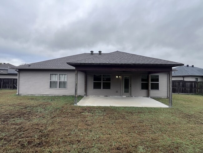 Building Photo - 27 Kasidyann Ct