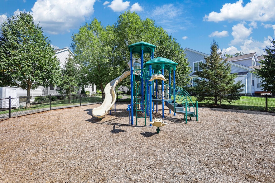 playground - 13 Morgan Dr