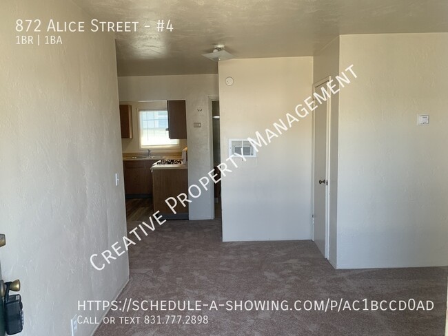 Building Photo - Well located 1 Bedroom in New Monterey