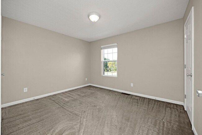 Building Photo - 6636 S Wilson Rd