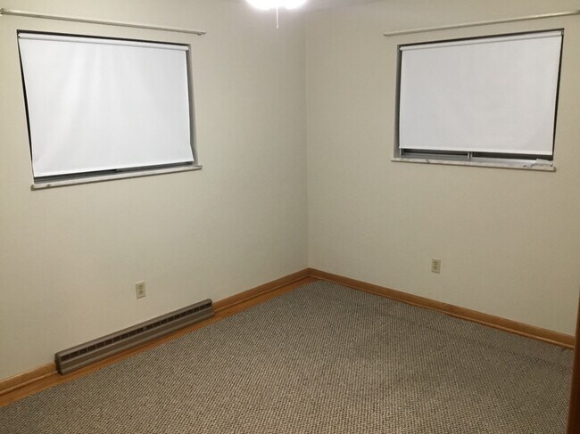 Building Photo - 3644 Lansing Way