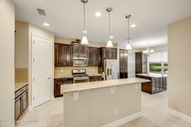 Building Photo - 2810 Amethyst Way
