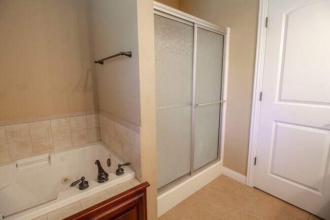 Building Photo - 5305 Chamois Dr