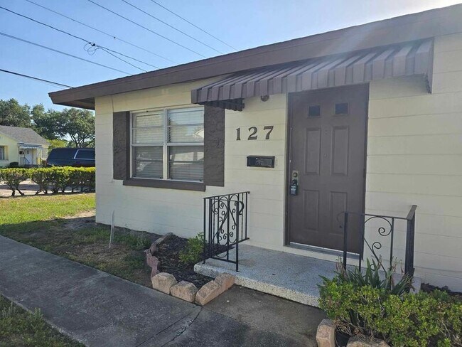 127 E Beacon Rd 127 E Beacon - 127 E Beacon Rd Lakeland Fl Primary Photo 