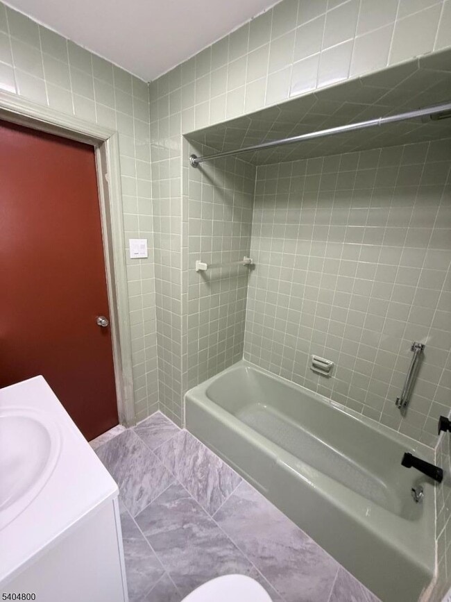 Building Photo - 200 N 15th St