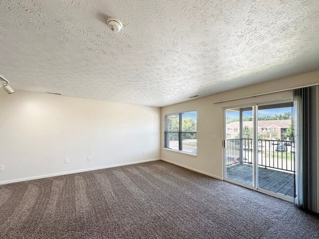 Building Photo - Adrian College Less than 2 miles away*********** Sand Creek 1 Bedroom*************Rent $999/month