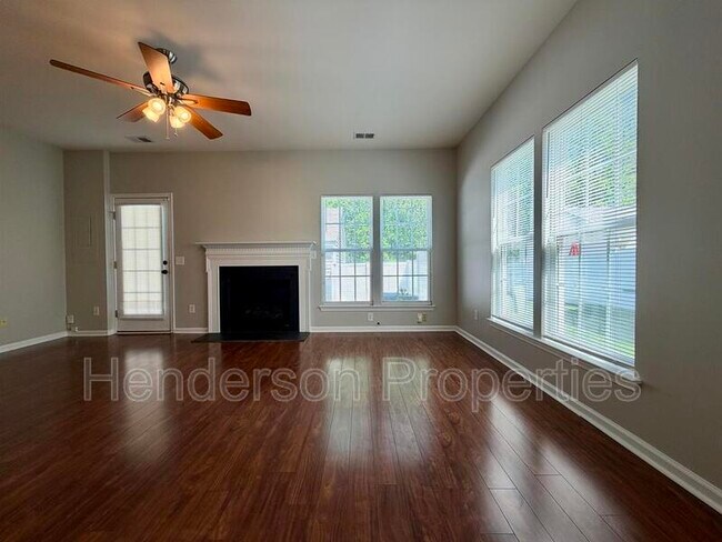 Building Photo - 9552 Glenashley Dr