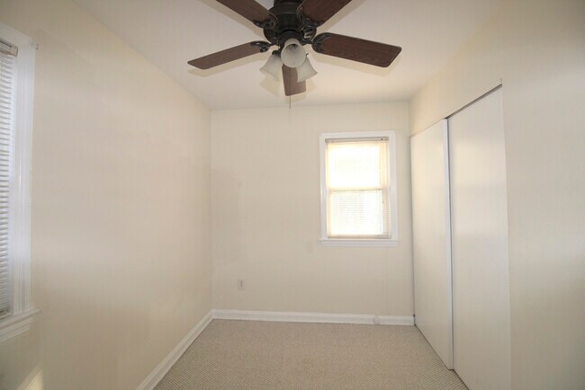 Building Photo - 4001 25th Ave