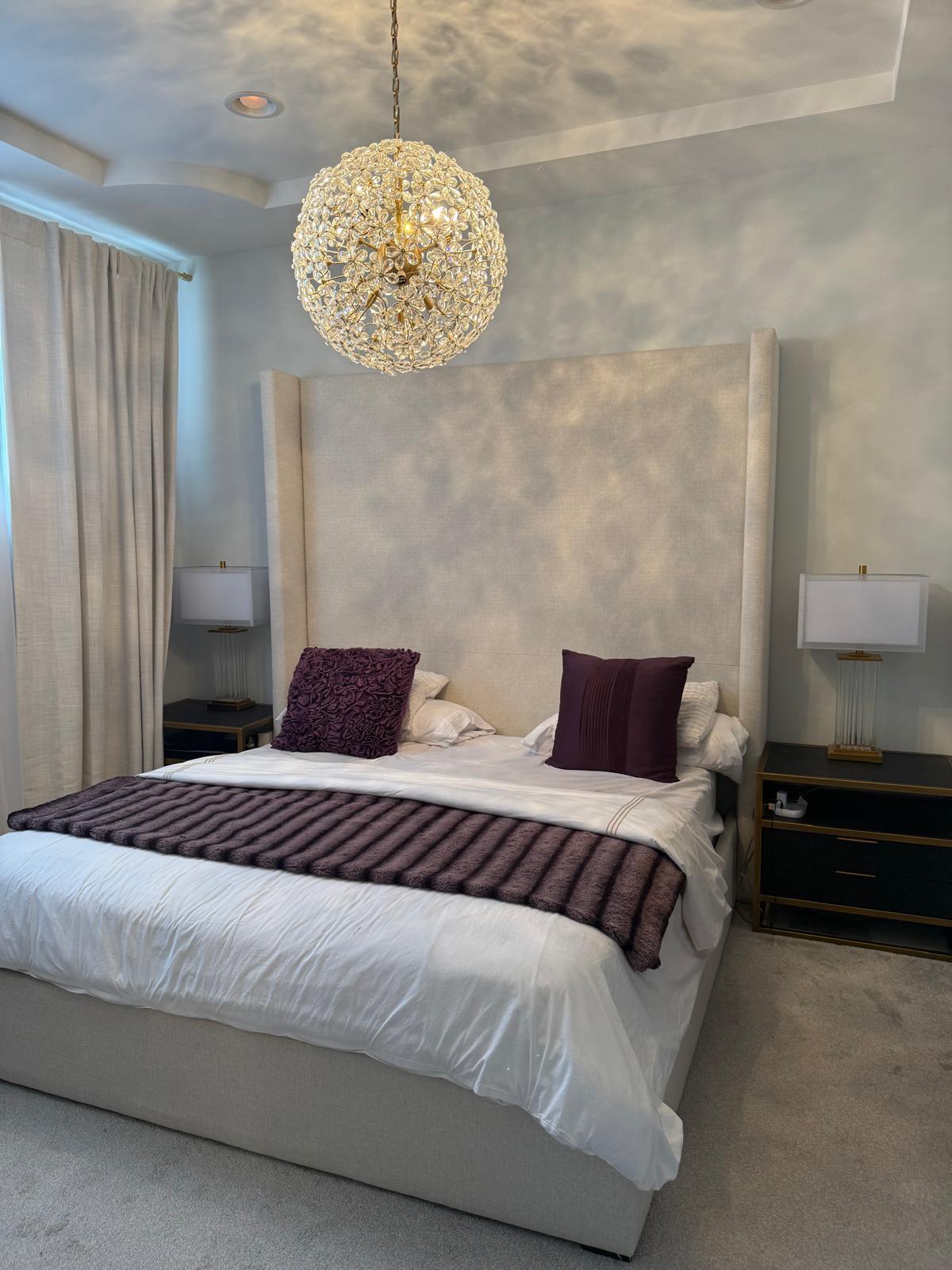 Master bedroom 12'x12' - 835 W Bradley Pl