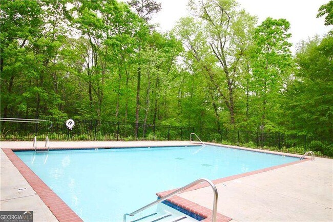 Building Photo - 1143 Park Hollow Ln NE