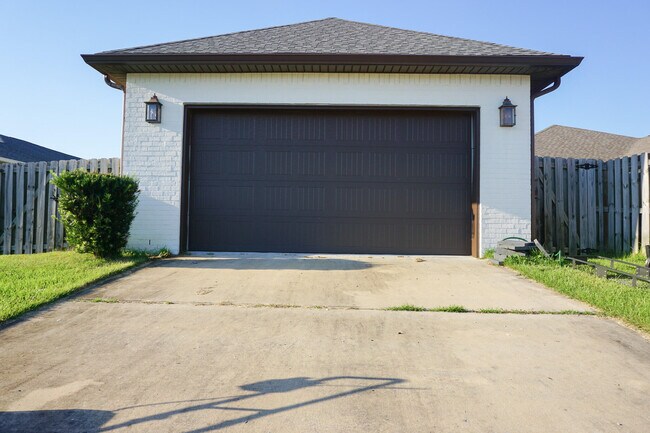 Building Photo - 48 9th Ave