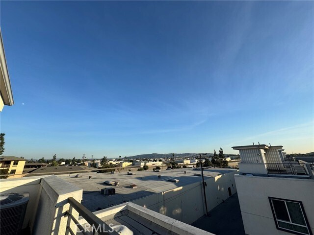 Building Photo - 9042 Garvey Ave